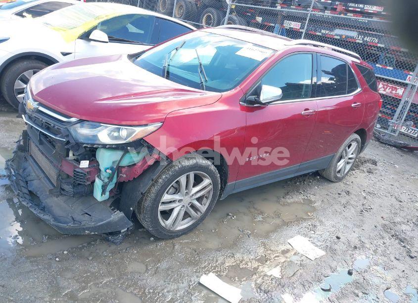 Photo 2 of 2019 Chevrolet Equinox PREMIER (VIN 2GNAXYEX2K6276346)