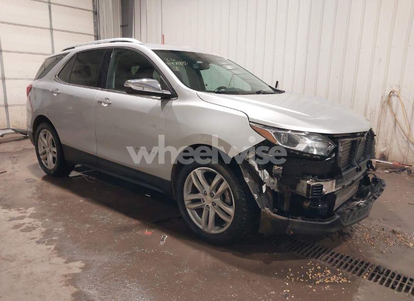 2019 Chevrolet Equinox PREMIER (VIN 2GNAXYEX3K6238138) main photo