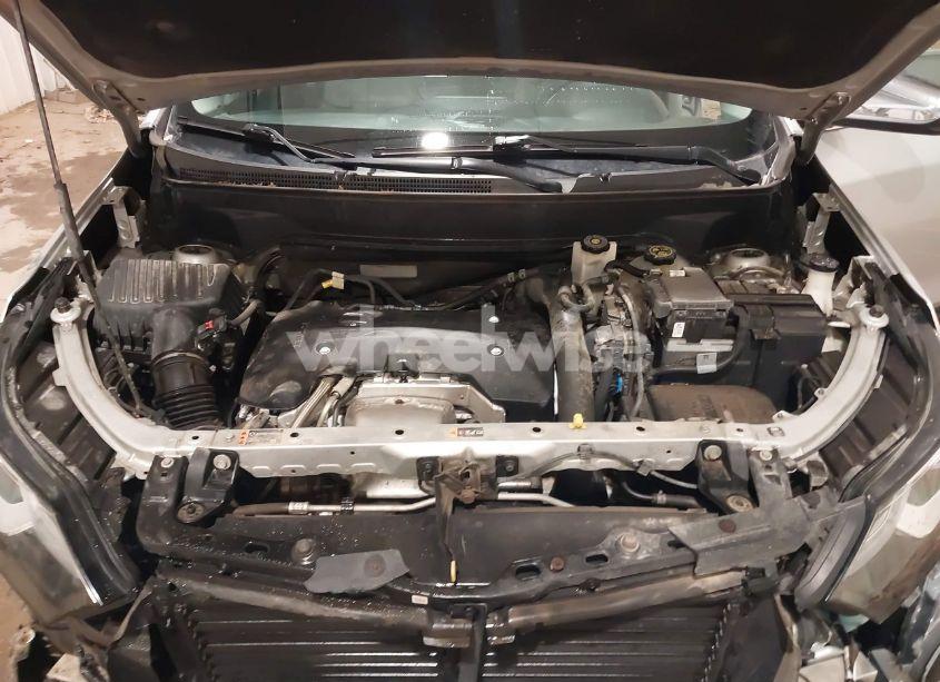 Photo 10 of 2019 Chevrolet Equinox PREMIER (VIN 2GNAXYEX3K6238138)