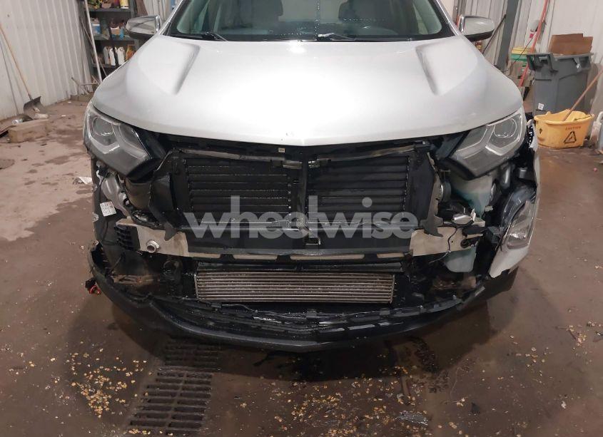 Photo 6 of 2019 Chevrolet Equinox PREMIER (VIN 2GNAXYEX3K6238138)