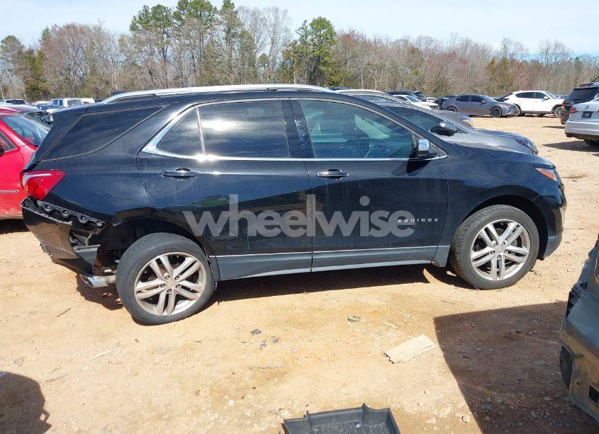 Photo 13 of 2020 Chevrolet Equinox AWD PREMIER 2.0L TURBO (VIN 2GNAXYEX3L6226654)