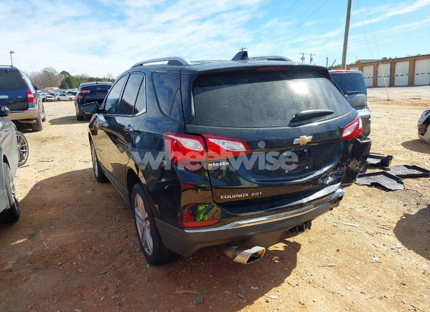 Photo 3 of 2020 Chevrolet Equinox AWD PREMIER 2.0L TURBO (VIN 2GNAXYEX3L6226654)