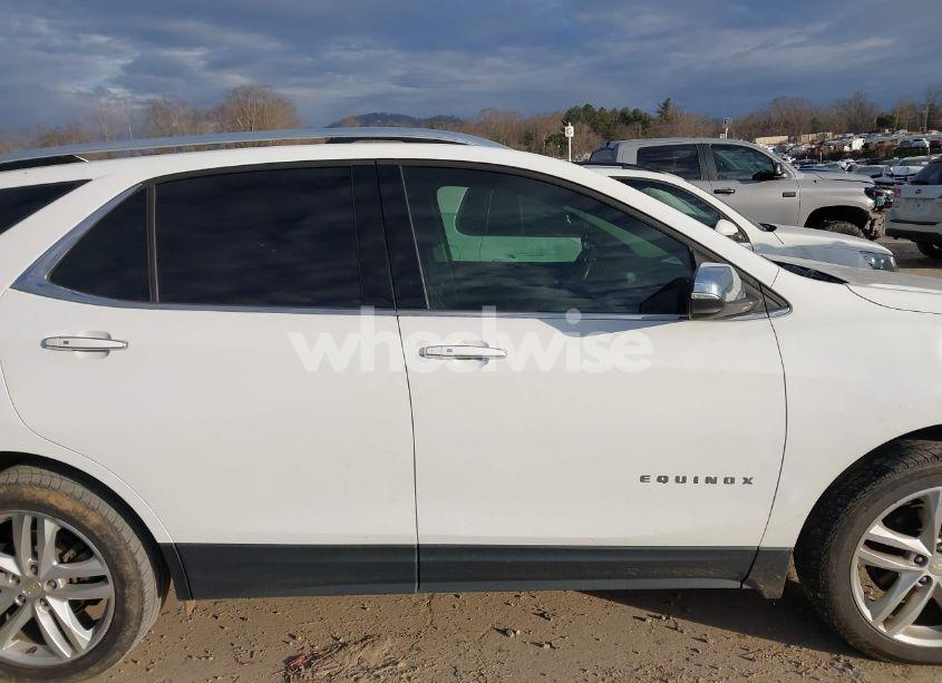 Photo 13 of 2019 Chevrolet Equinox PREMIER (VIN 2GNAXYEX4K6168651)