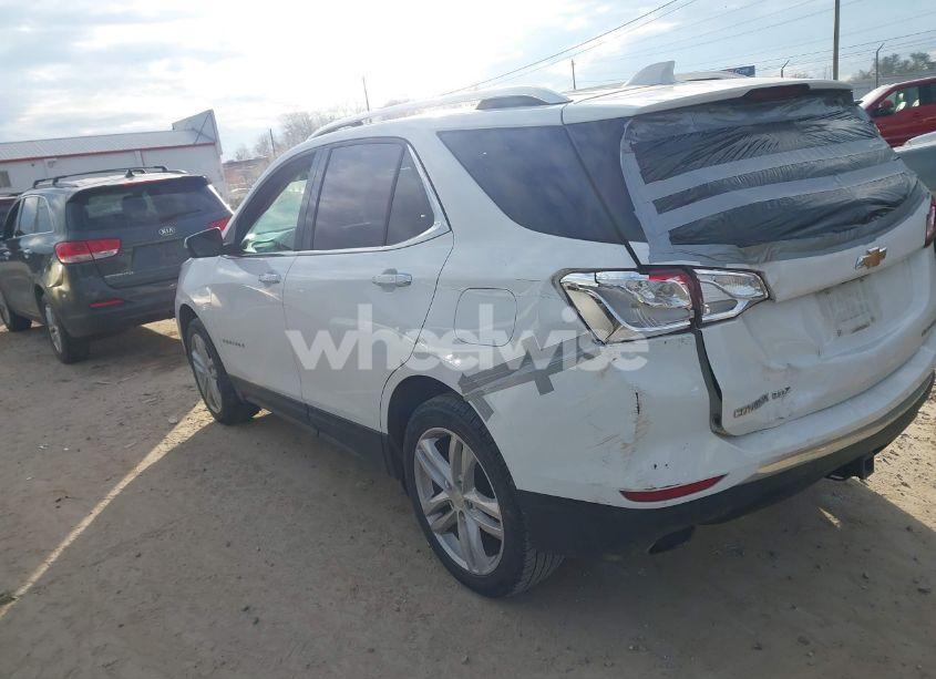 Photo 3 of 2019 Chevrolet Equinox PREMIER (VIN 2GNAXYEX4K6168651)