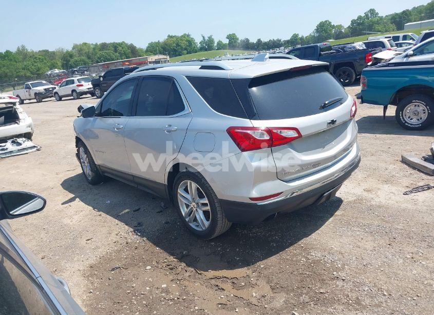Photo 3 of 2019 Chevrolet Equinox PREMIER (VIN 2GNAXYEX4K6212986)