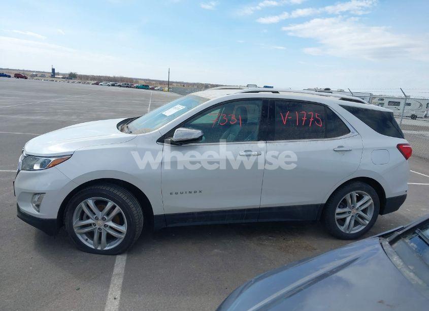 Photo 14 of 2019 Chevrolet Equinox PREMIER (VIN 2GNAXYEX9K6231775)