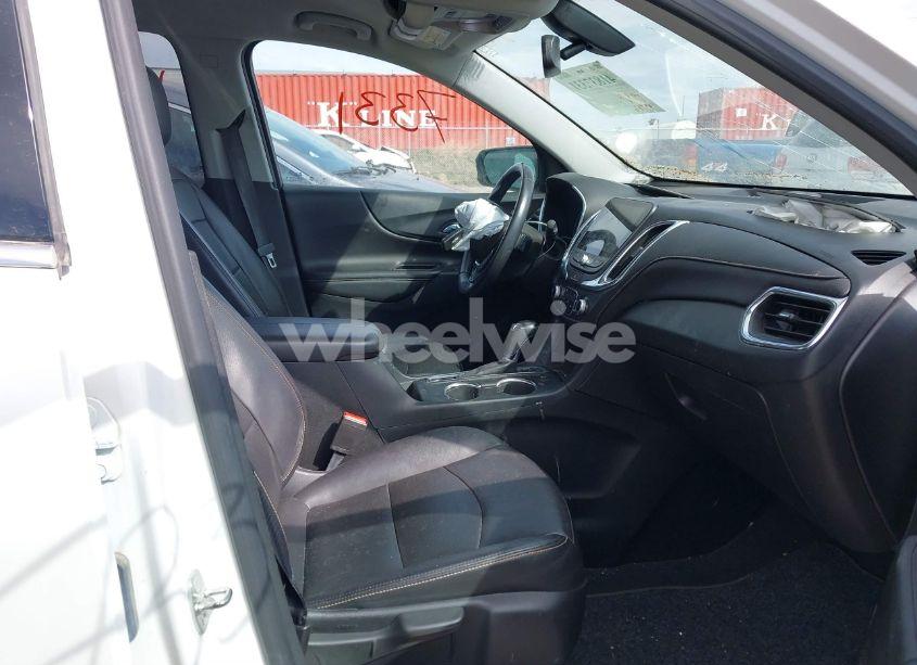 Photo 5 of 2019 Chevrolet Equinox PREMIER (VIN 2GNAXYEX9K6231775)