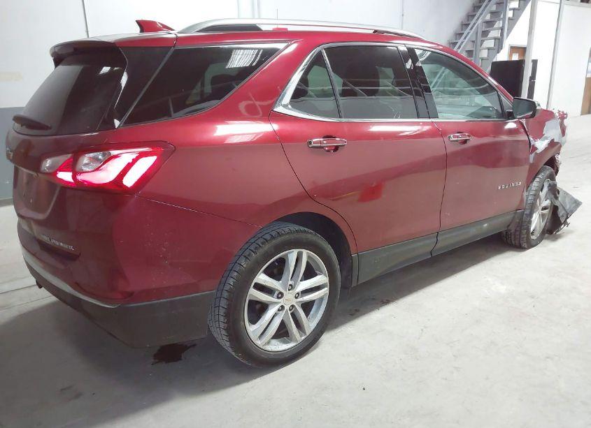 Photo 4 of 2019 Chevrolet Equinox PREMIER (VIN 2GNAXYEX9K6255946)