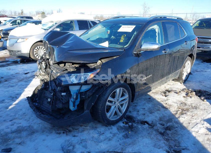 Photo 2 of 2020 Chevrolet Equinox AWD PREMIER 2.0L TURBO (VIN 2GNAXYEX9L6186161)