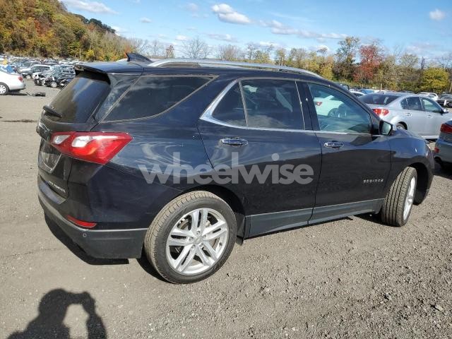 Photo 2 of 2020 CHEVROLET EQUINOX PREMIER (VIN 2GNAXYEX9L6200110)