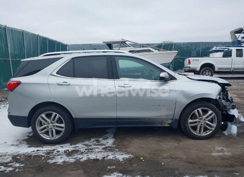 Photo 13 of 2020 Chevrolet Equinox AWD PREMIER 2.0L TURBO (VIN 2GNAXYEXXL6239000)