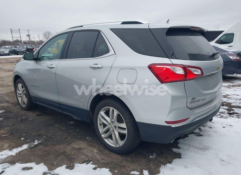 Photo 3 of 2020 Chevrolet Equinox AWD PREMIER 2.0L TURBO (VIN 2GNAXYEXXL6239000)