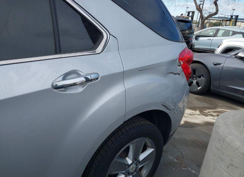 Photo 18 of 2015 Chevrolet Equinox 1LT (VIN 2GNFLBE33F6262697)