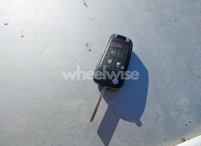 Photo 11 of 2015 Chevrolet Equinox 1LT (VIN 2GNFLBE38F6415655)