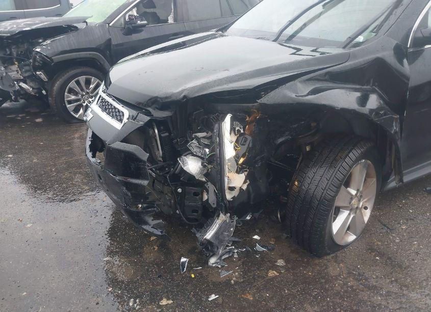 Photo 6 of 2015 Chevrolet Equinox 2LT (VIN 2GNFLCE34F6183514)