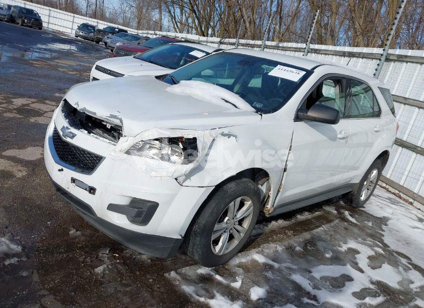 Photo 2 of 2013 Chevrolet Equinox LS (VIN 2GNFLCEK0D6217565)