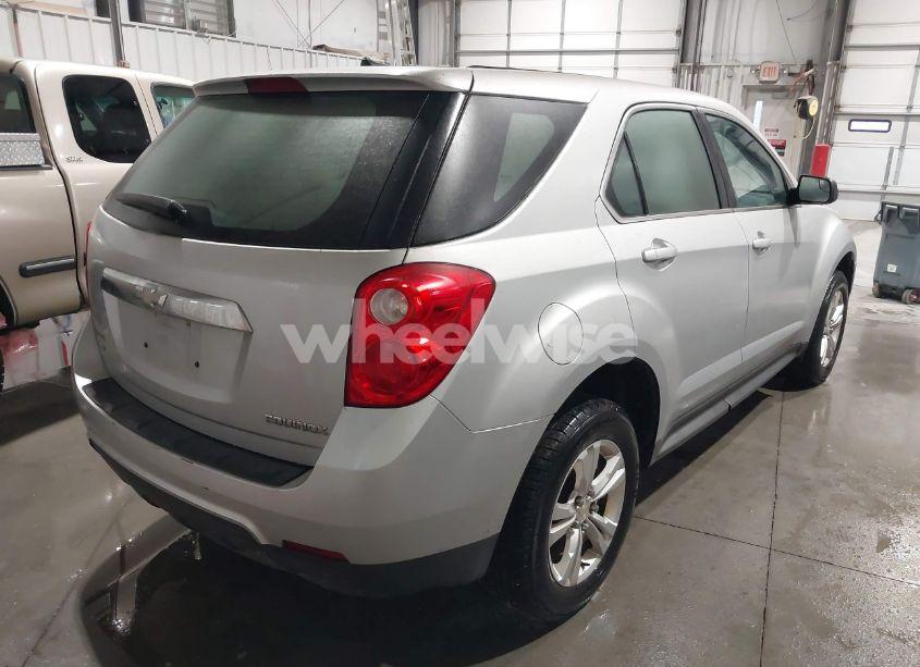 Photo 4 of 2012 Chevrolet Equinox LS (VIN 2GNFLCEK2C6260724)