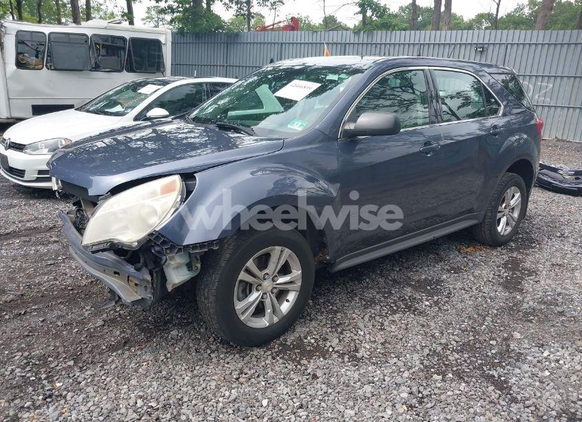 Photo 2 of 2013 Chevrolet Equinox LS (VIN 2GNFLCEK2D6387118)