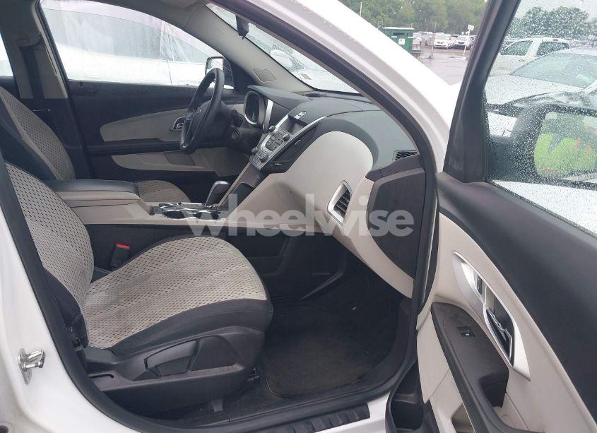 Photo 5 of 2013 Chevrolet Equinox LS (VIN 2GNFLCEK4D6170086)