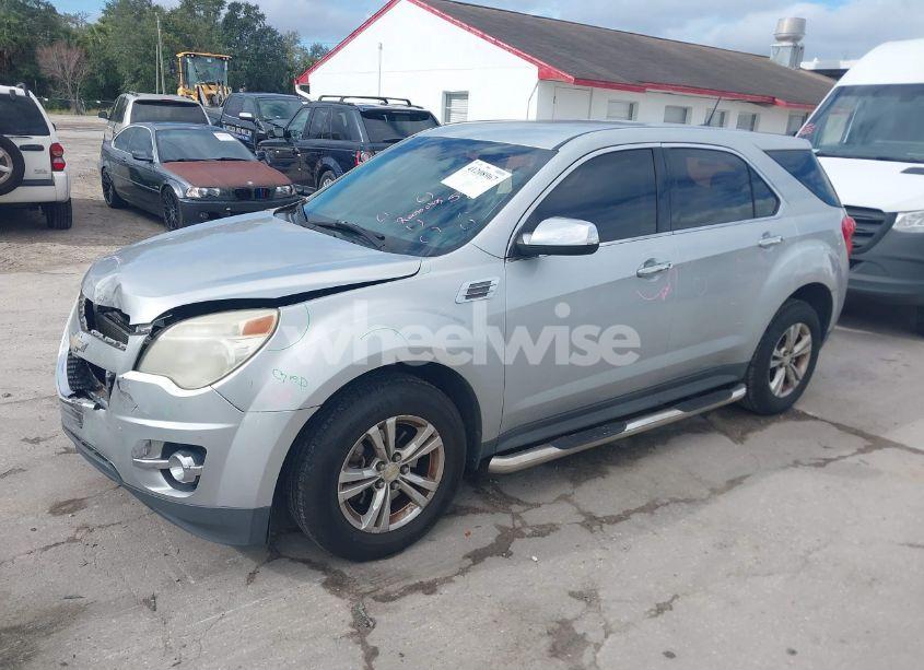 Photo 2 of 2013 Chevrolet Equinox LS (VIN 2GNFLCEK5D6385315)