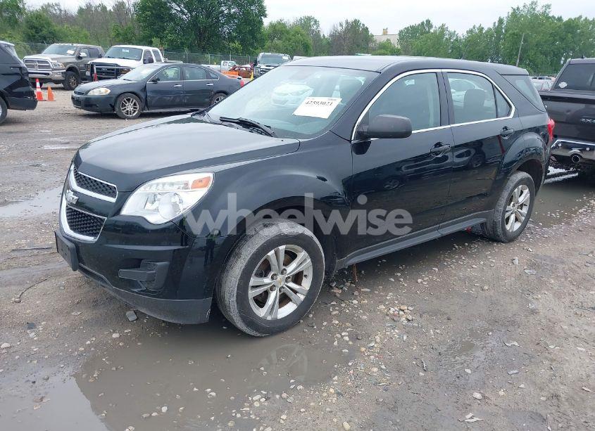 Photo 2 of 2013 Chevrolet Equinox LS (VIN 2GNFLCEK6D6229347)