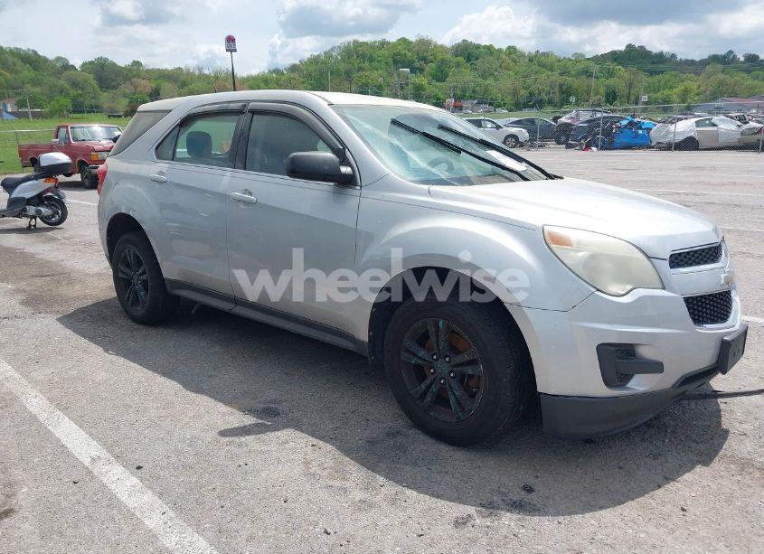 2012 Chevrolet Equinox LS (VIN 2GNFLCEK7C6150834) main photo