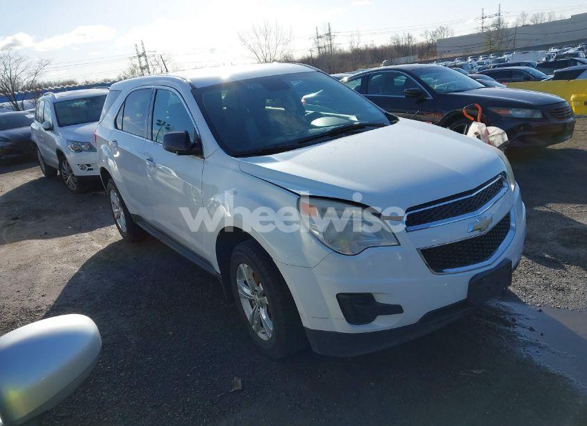 2013 Chevrolet Equinox LS (VIN 2GNFLCEK7D6420503) main photo