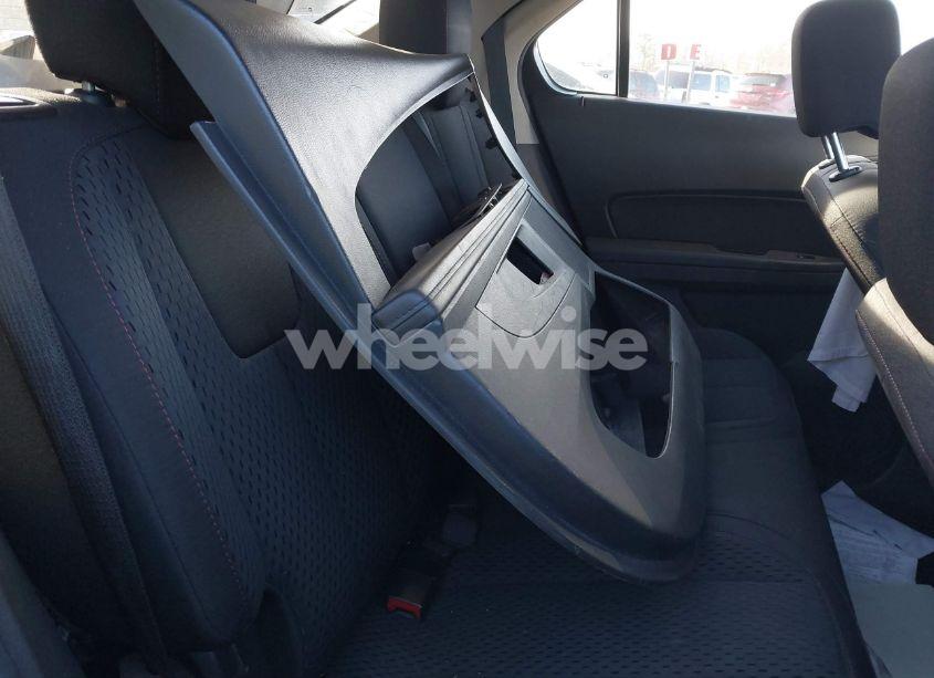 Photo 8 of 2012 Chevrolet Equinox LS (VIN 2GNFLCEKXC6219953)
