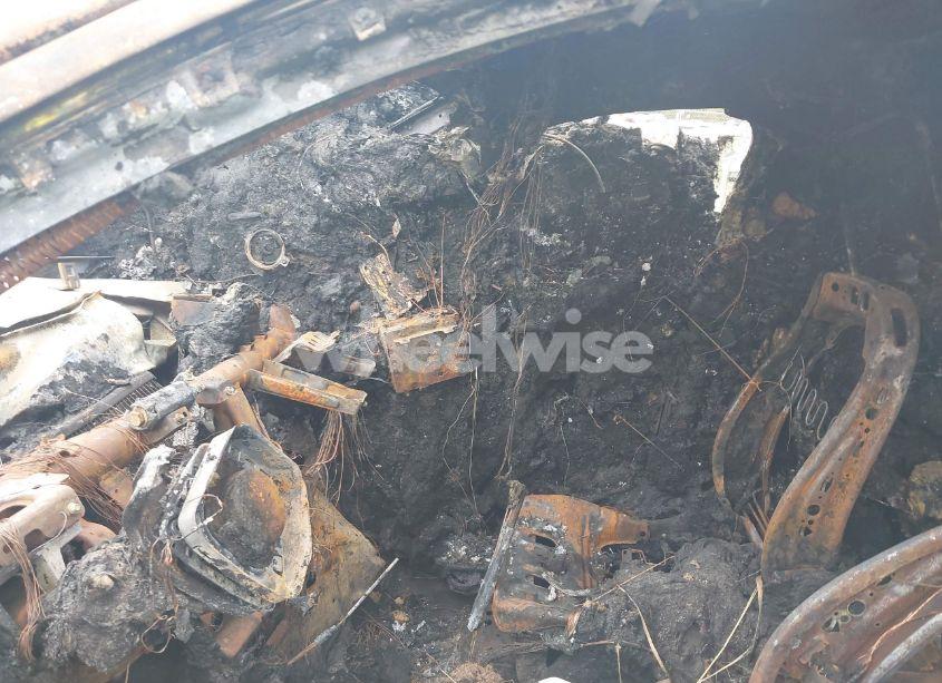 Photo 5 of 2013 Chevrolet Equinox 1LT (VIN 2GNFLEE30D6242261)