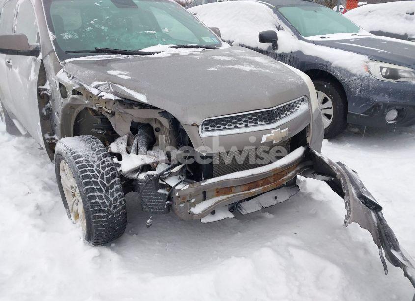 Photo 6 of 2012 Chevrolet Equinox 1LT (VIN 2GNFLEE51C6176447)