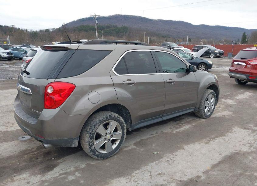 Photo 4 of 2012 Chevrolet Equinox 1LT (VIN 2GNFLEE51C6199436)