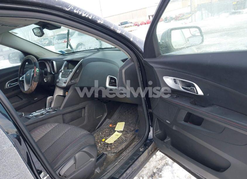 Photo 5 of 2012 Chevrolet Equinox 1LT (VIN 2GNFLEE51C6263944)