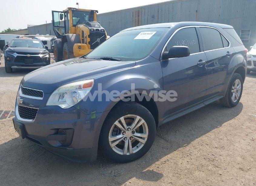 Photo 2 of 2014 Chevrolet Equinox LS (VIN 2GNFLEEK0E6289816)