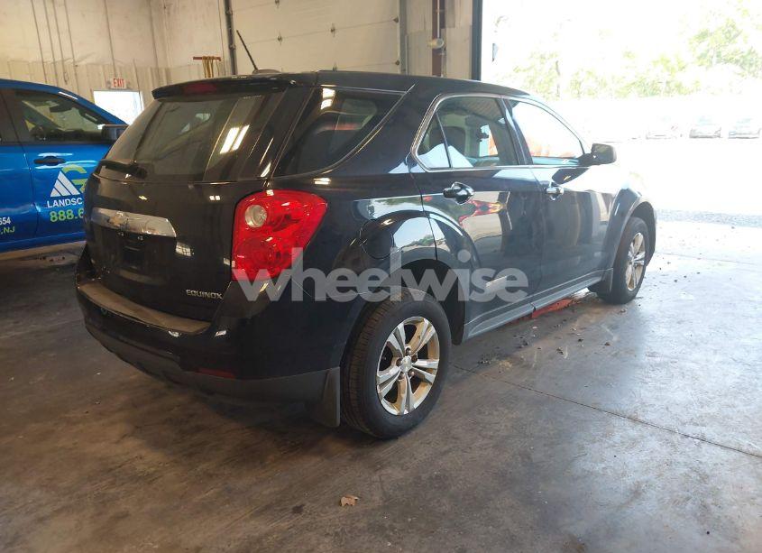 Photo 4 of 2015 Chevrolet Equinox LS (VIN 2GNFLEEK0F6108456)