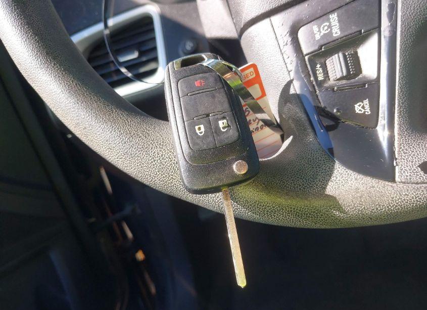 Photo 11 of 2015 Chevrolet Equinox LS (VIN 2GNFLEEK0F6166194)