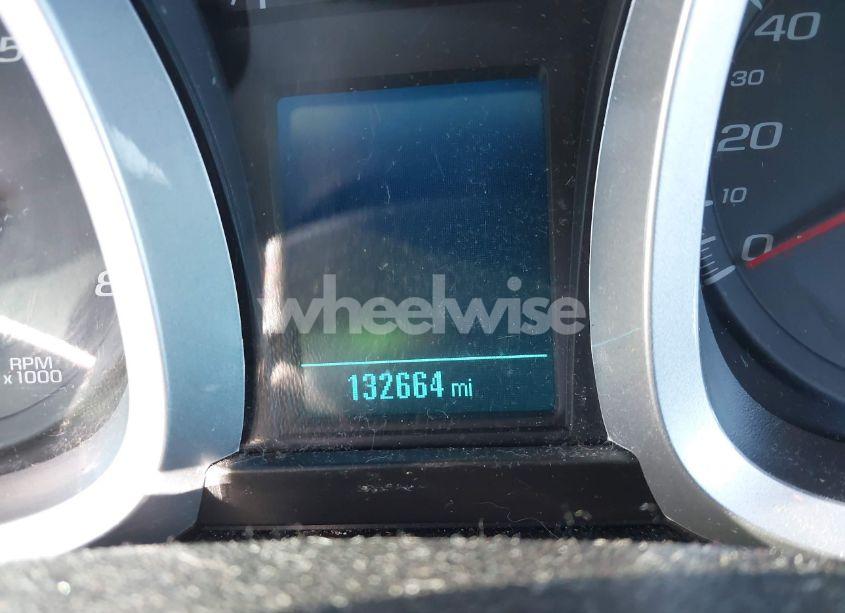 Photo 7 of 2015 Chevrolet Equinox LS (VIN 2GNFLEEK0F6258275)