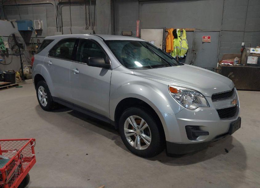 2015 Chevrolet Equinox LS (VIN 2GNFLEEK0F6328583) main photo
