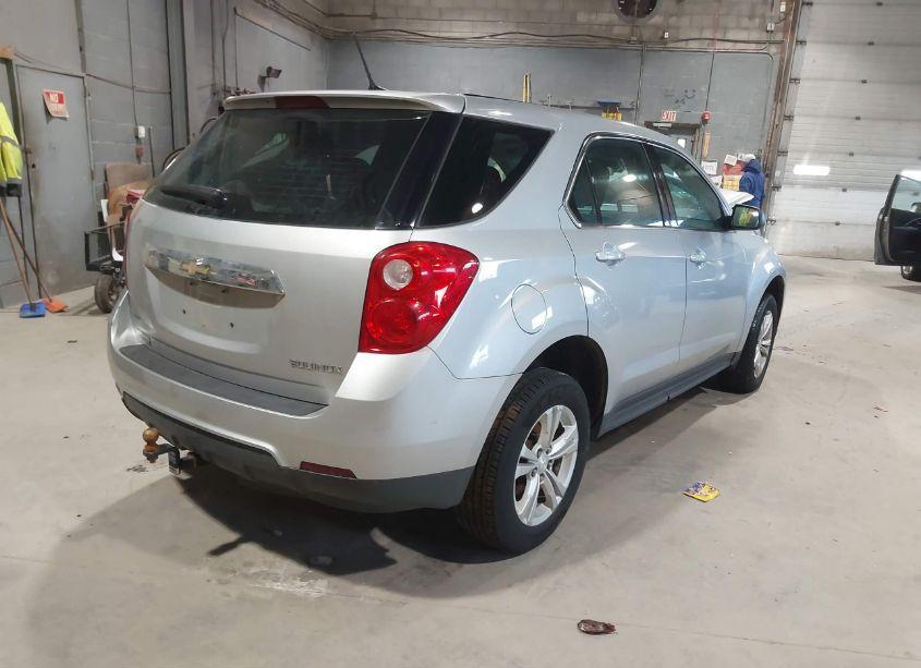 Photo 4 of 2015 Chevrolet Equinox LS (VIN 2GNFLEEK0F6328583)
