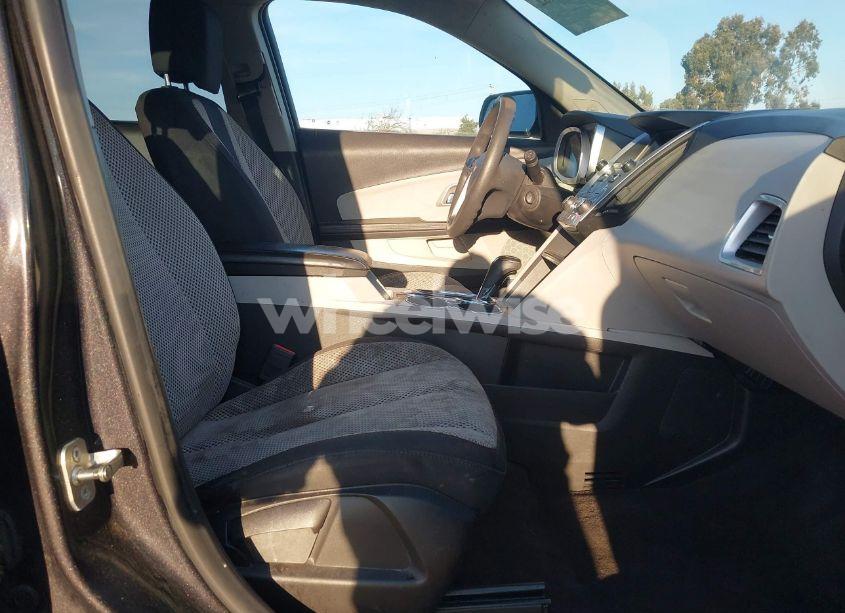 Photo 5 of 2016 Chevrolet Equinox LS (VIN 2GNFLEEK0G6188844)