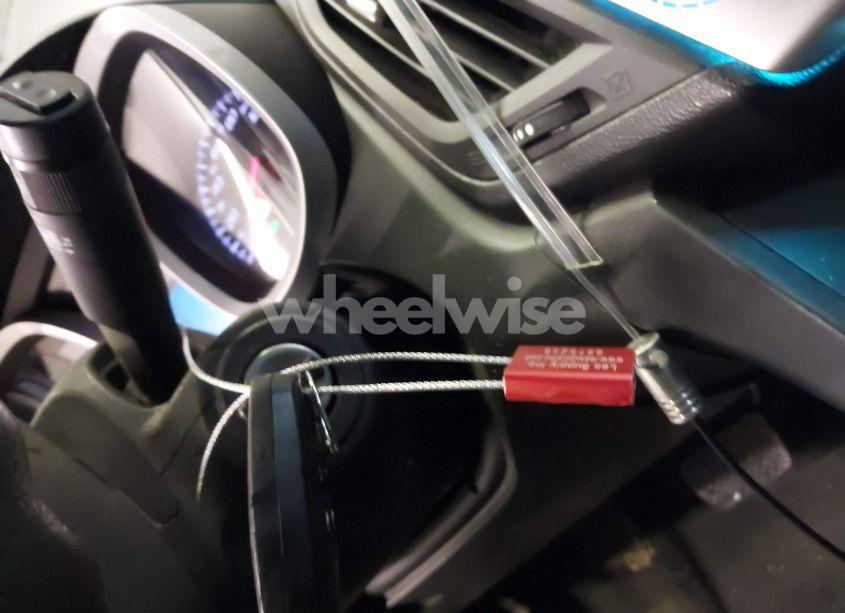 Photo 11 of 2016 Chevrolet Equinox LS (VIN 2GNFLEEK0G6351055)