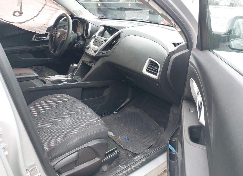 Photo 5 of 2017 Chevrolet Equinox LS (VIN 2GNFLEEK0H6210634)