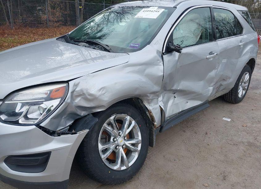 Photo 6 of 2017 Chevrolet Equinox LS (VIN 2GNFLEEK0H6210634)