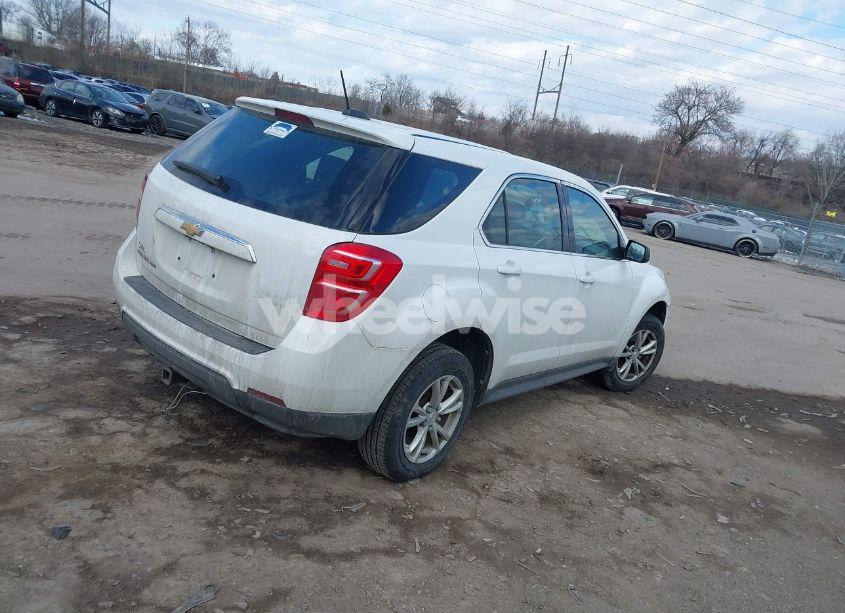 Photo 4 of 2017 Chevrolet Equinox LS (VIN 2GNFLEEK0H6273426)