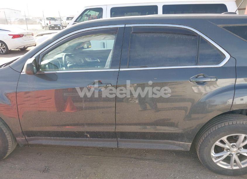 Photo 14 of 2017 Chevrolet Equinox LS (VIN 2GNFLEEK0H6288847)