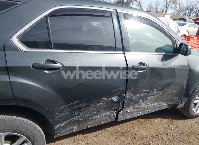 Photo 6 of 2017 Chevrolet Equinox LS (VIN 2GNFLEEK0H6288847)