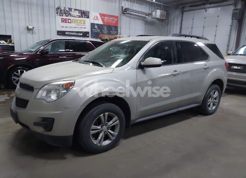 Photo 2 of 2013 Chevrolet Equinox 1LT (VIN 2GNFLEEK1D6398185)
