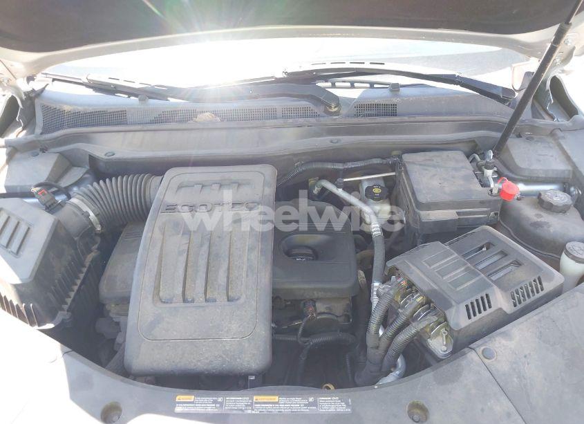 Photo 10 of 2015 Chevrolet Equinox LS (VIN 2GNFLEEK1F6115299)