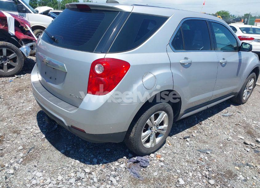 Photo 4 of 2015 Chevrolet Equinox LS (VIN 2GNFLEEK1F6115299)