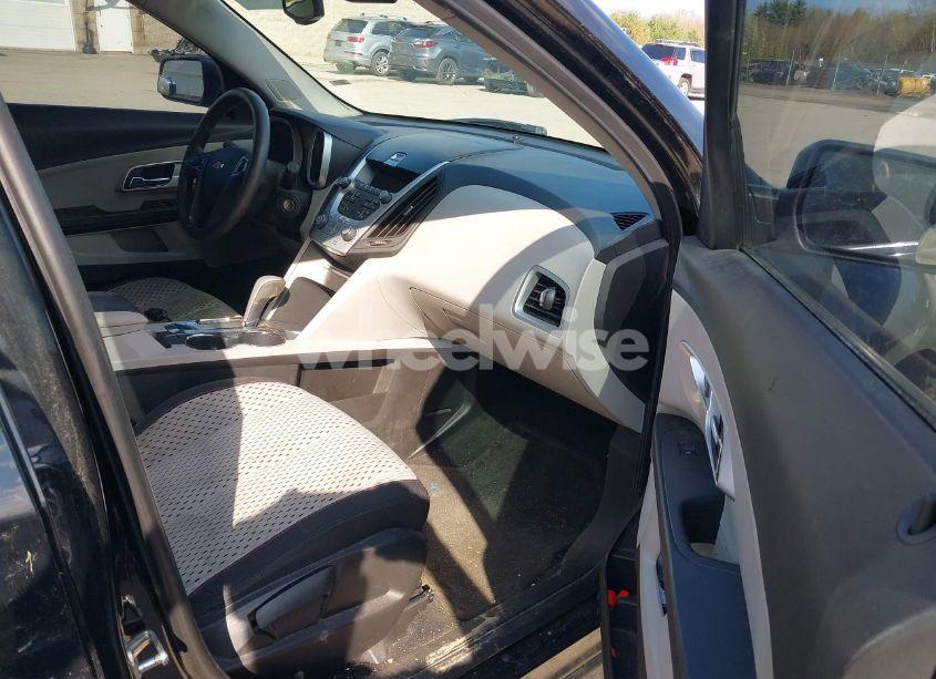 Photo 5 of 2015 Chevrolet Equinox LS (VIN 2GNFLEEK1F6179486)