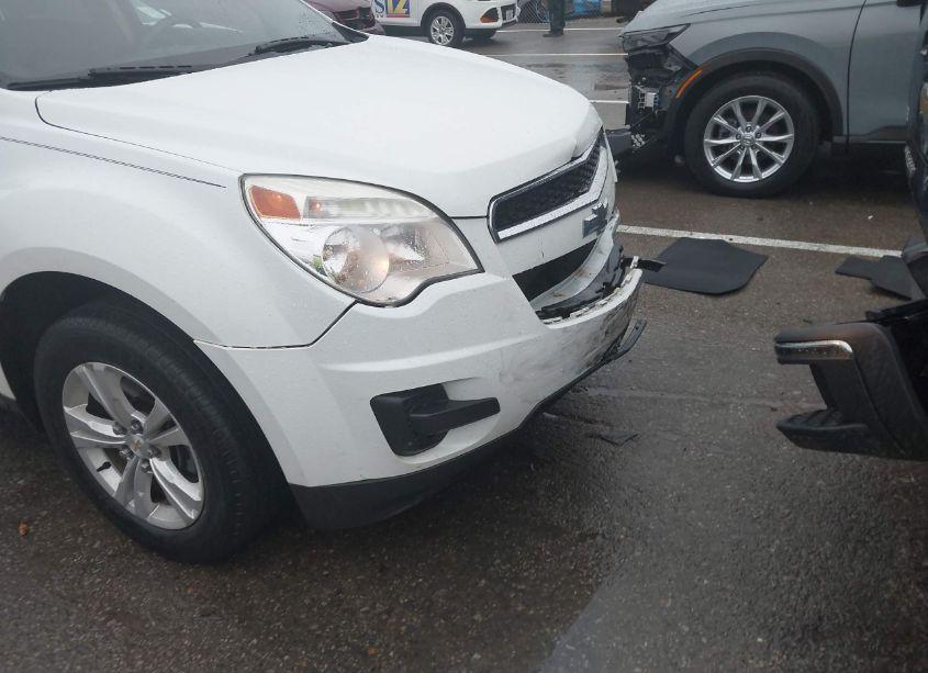 Photo 19 of 2015 Chevrolet Equinox LS (VIN 2GNFLEEK1F6233420)